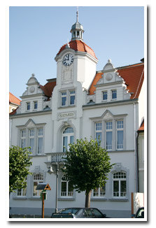 Ansicht des Rathausgebäudes der Stadt Ostritz.